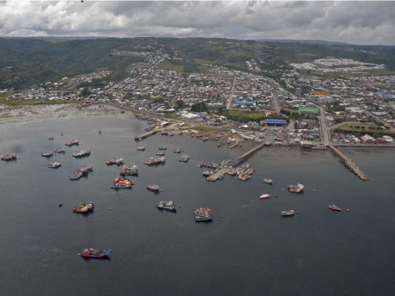 Ciudad de QuellónAprox. a 12 minutos en automóvil.